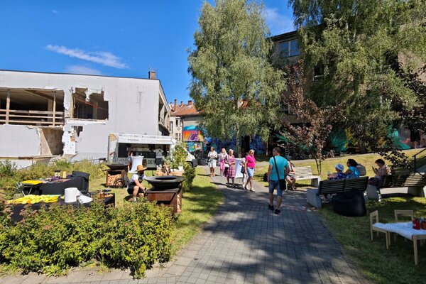 Palárikov dom už rekonštruujú, Ponorka príde na rad koncom roka. 