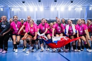 Slovensko už všetci budú brať vážne. Hrdinka je z mesta, kde hádzanú zachránila jej mama