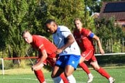 Záber zo stretnutia Tekovské Lužany - Hontianska Vrbica 2:2.