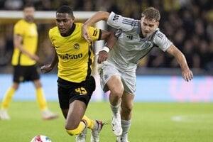 Slovan opäť padol o súťaž nižšie. Weiss sa hneval na kurióznu vec s dresom