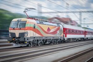 Za prvých 6 mesiacov 2025 sa celkovo všetkými vlakmi ZSSK odviezlo o 1,5 % viac cestujúcich ako vlani v rovnakom období.