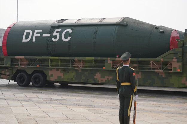 Medzikontinentálna balistická strela DF-5C (zdroj: TASR/AP)