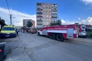 Horel byt na druhom poschodí.