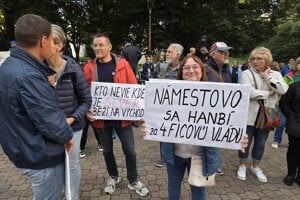 Oravcov je na protestoch vidieť aj počuť, napriek tomu, že zhromaždenia sa konajú v liptovských mestách. 