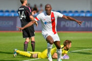 Adi Fanendo v roku 2013 v drese AS Trenčín zažiaril v zápase kvalifikácie Európskej ligy proti IFK Göteborg. Švédom strelil dva rozhodujúce góly. 