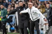 Tréner Francesco Calzona a asistent trénera Marek Hamšík počas zápasu Slovinsko - Slovensko v odvete baráže o B-divíziu Ligy národov.