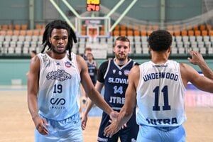Guy Ragland (vľavo) bol opäť užitočný pod oboma košmi. 