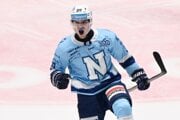Jakub Lacka (Nitra) sa teší z gólu 
