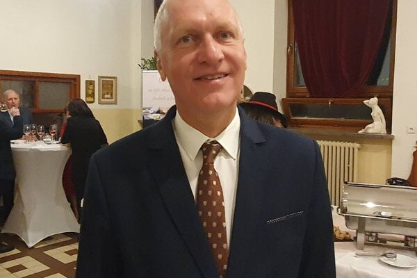Jednu z dvoch Národných cien Vojtecha Zamarovského získal český autor literatúry faktu Vlastislav Janík