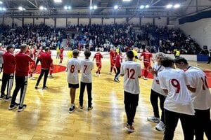 Futsal klub Lučenec vlani povzbudzovala plná hala.