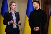 Šéfka európskej diplomacie Kaja Kallasová počas stretnutia s ukrajinským prezidentom Volodymyrom Zelenským v Kyjeve, 13. októbra 2025.