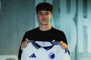 Christian Hamšík s dresom Kodane.