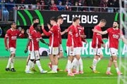 Futbalisti Alkmaaru sa tešia z úvodného gólu počas zápasu 2. kola ligovej fázy Konferenčnej ligy AZ Alkmaar - ŠK Slovan Bratislava.