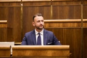 Matúš Šutaj Eštok 