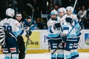 Hokejisti Nitry zdolali Slovan 5:4 po nájazdoch a ukončili mu 10-zápasovú šnúru víťazstiev.