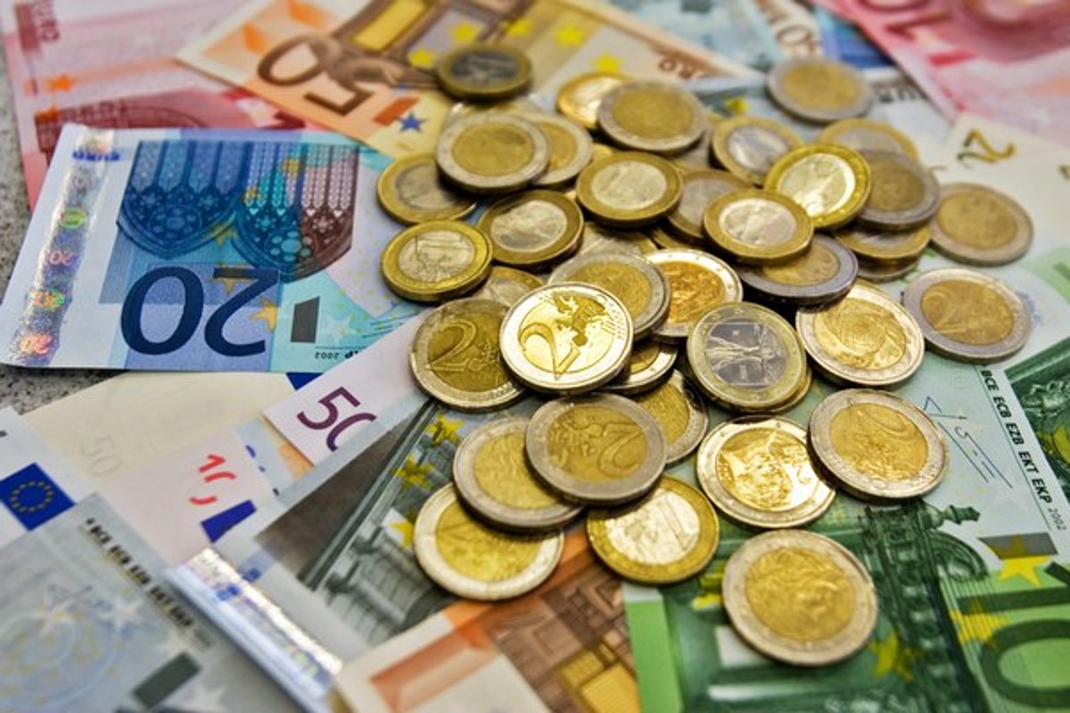 Eur Na Koruny Prerat va oraz Menej ud Korz r SME Eur Na Koruny Prerat va oraz Menej ud Korz r SME