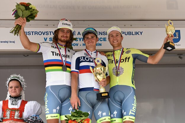Titul majstra Slovenska v tomto roku získal Juraj Sagan pred bratom Petrom (vľavo) a Michaelom Kolářom. Všetci traja by mali štartovať na ME.