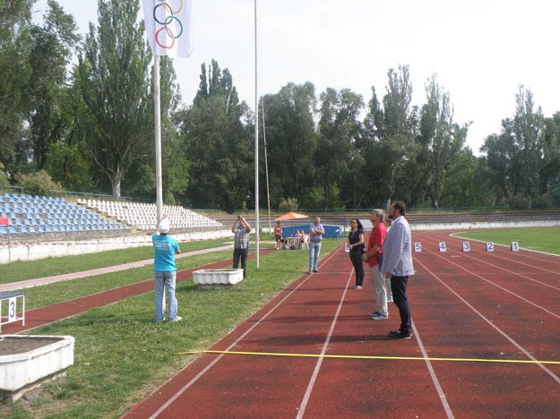 Vztýčenie Olympijskej vlajky (zdroj: Roman Guliš)