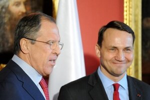 Sergej Lavrov a Radoslaw Sikorski.