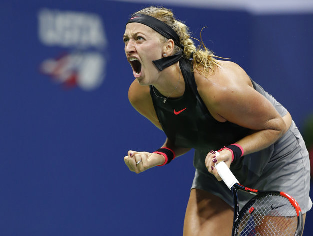 Česká tenistka Petra Kvitová sa teší z víťazstva v osemfinále na US Open.