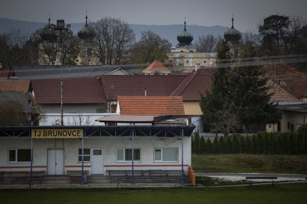 Brunovce sú jedinou obcou, ktorá v roku 2018 zvolila starostku za ĽSNS. 