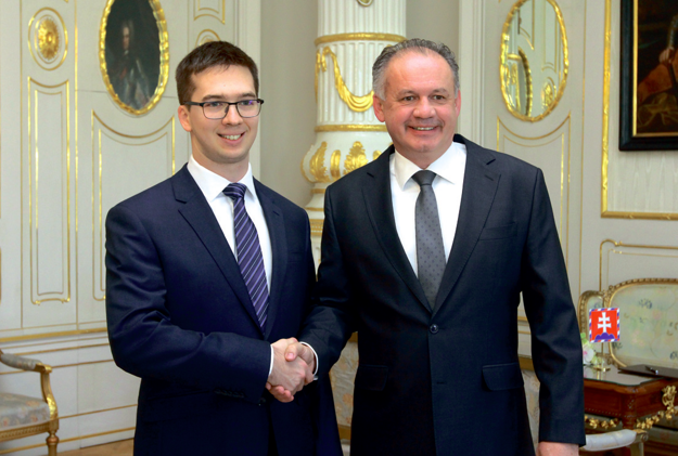 Podnikatelský talent absolventa FI MU Andreje Pančíka ocenil i prezident SR Andrej Kiska.