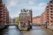 Hrad na vode. Najfotografovanejší pohľad na Speicherstadt.