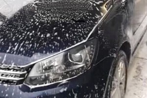 Ukradnutý VW Touran.