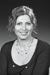 klevarova_r8710.jpg