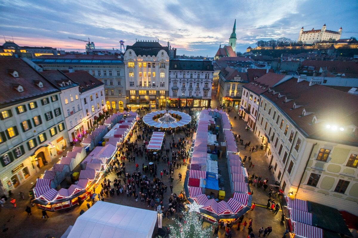 V Bratislave sa začínajú vianočné trhy, prinesú viacero noviniek - Bratislava SME
