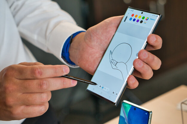 Dotykové pero S Pen je stále najväčšou výhodou série smartfónov Galaxy Note.