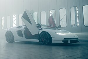 Lamborghini Countach LPI 800-4