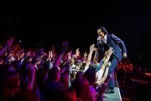 Nick Cave vystúpil aj na trenčianskej Pohode.