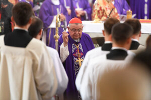 Hlavný celebrant kardinál Dominik Duka, emeritný pražský arcibiskup.