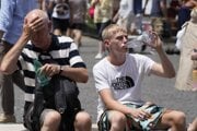 Extrémne horúčavy sa nás zatiaľ týkajú len pár týždňov do roka. 