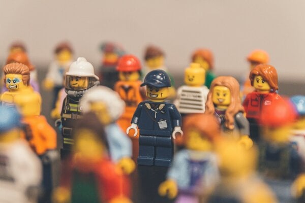 Mini-figúrky LEGO majú hodnotu aj vyňaté zo setu.