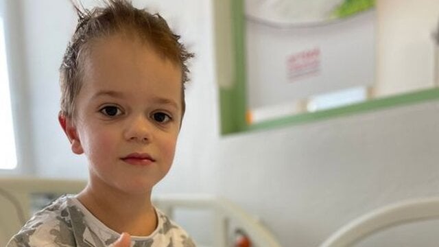 Šimon Tkáč (7) z Bratislavy trpí ochorením nízkeho vzrastu. 