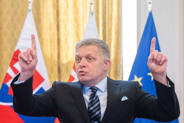 Premiér Robert Fico.