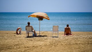 Majiteľ skrachovanej HappyTravel.sk je späť. Premenoval stránku a láka na dovolenky