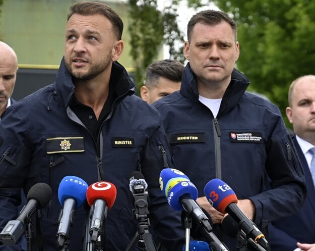 Minister Šutaj Eštok v Strážskom. (zdroj: TASR/Roman Hanc)