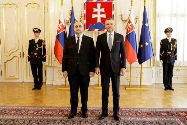Prezident SR Peter Pellegrini prijal poverovacie listiny od nového veľvyslanca Gruzínska v SR Konstantina Kvachikidzeho.