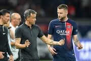 Luis Enrique a Milan Škriniar.