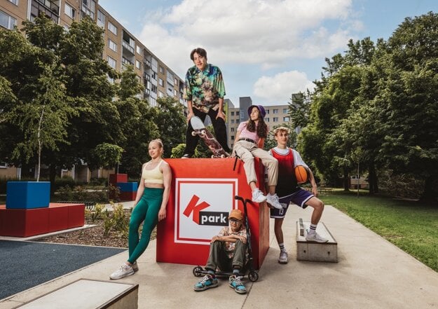 V K Parkoch môžu deti a tínedžeri športovať aj tráviť čas na čerstvom vzduchu. (zdroj: Kaufland)