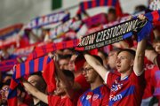Fanúšikovia poľského klubu Raków Čenstochová.