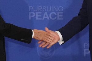 Ukrajina Rusko Online: Samit Trump-Putin sa skončil, pracovný obed delegácií zrušili