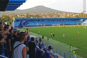 Fanúšikovia FC Nitra sa tešili v 81. minúte z víťazného gólu, dal ho striedajúci Adamu. 