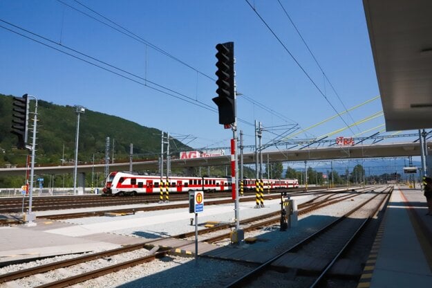 železnice