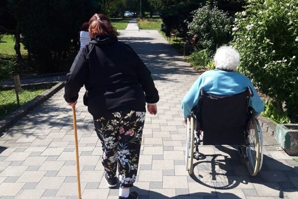 Zmena v sociálnom zariadení vyvolala búrlivé diskusie. Seniori sa pýtajú, čo bude ďalej