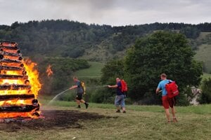 Povstalecká vatra v Jasenove.
