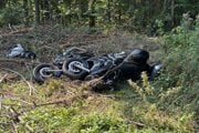 Na mieste dopravnej nehody dvoch motorkárov vo Vydrove.
